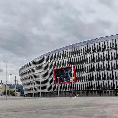 San Mames Termibus With Parking By Aston Rentals *